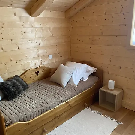 Charline Chalet *
