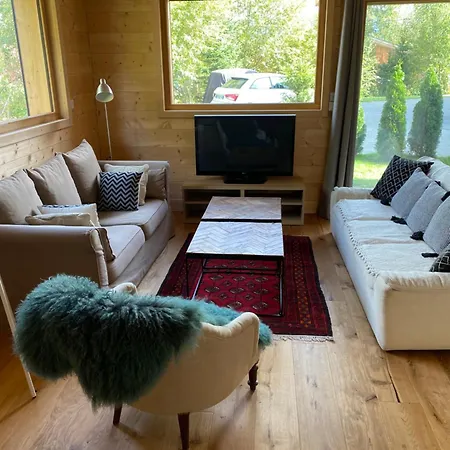 Charline Chalet